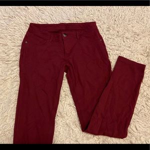 Maroon Jeggings/ Jeans/ Leggings